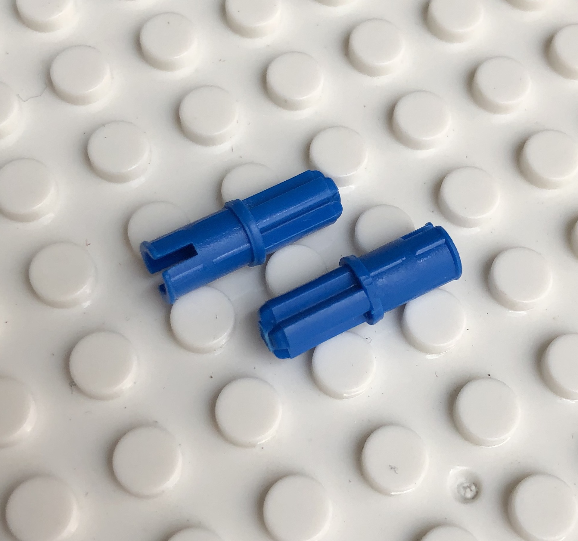 国产积木兼容乐高科技机械配件430931x2十字轴带栓3749