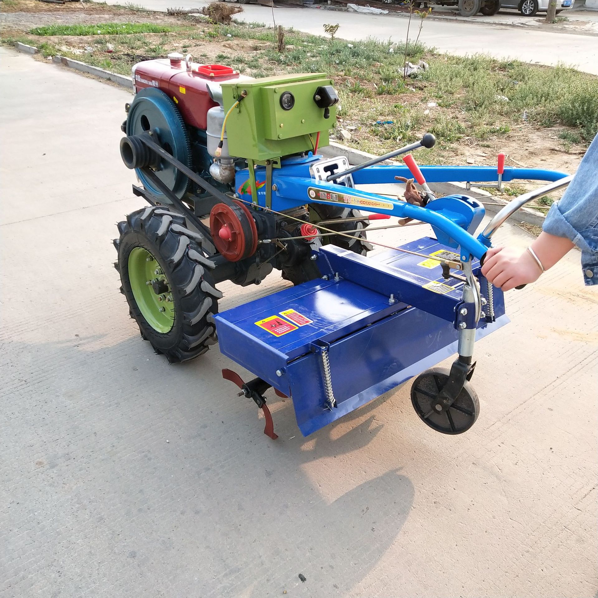 手扶旋耕机厂家批发 农用手扶车价格 10马力手扶拖拉机价格