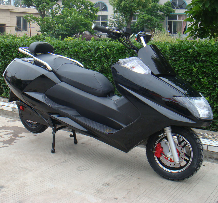 出口领航者电动摩托车大型电动车