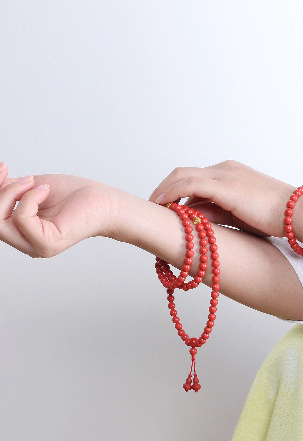 一件代发辰世朱砂手串男女108颗多圈光面佛圆珠子红色手链