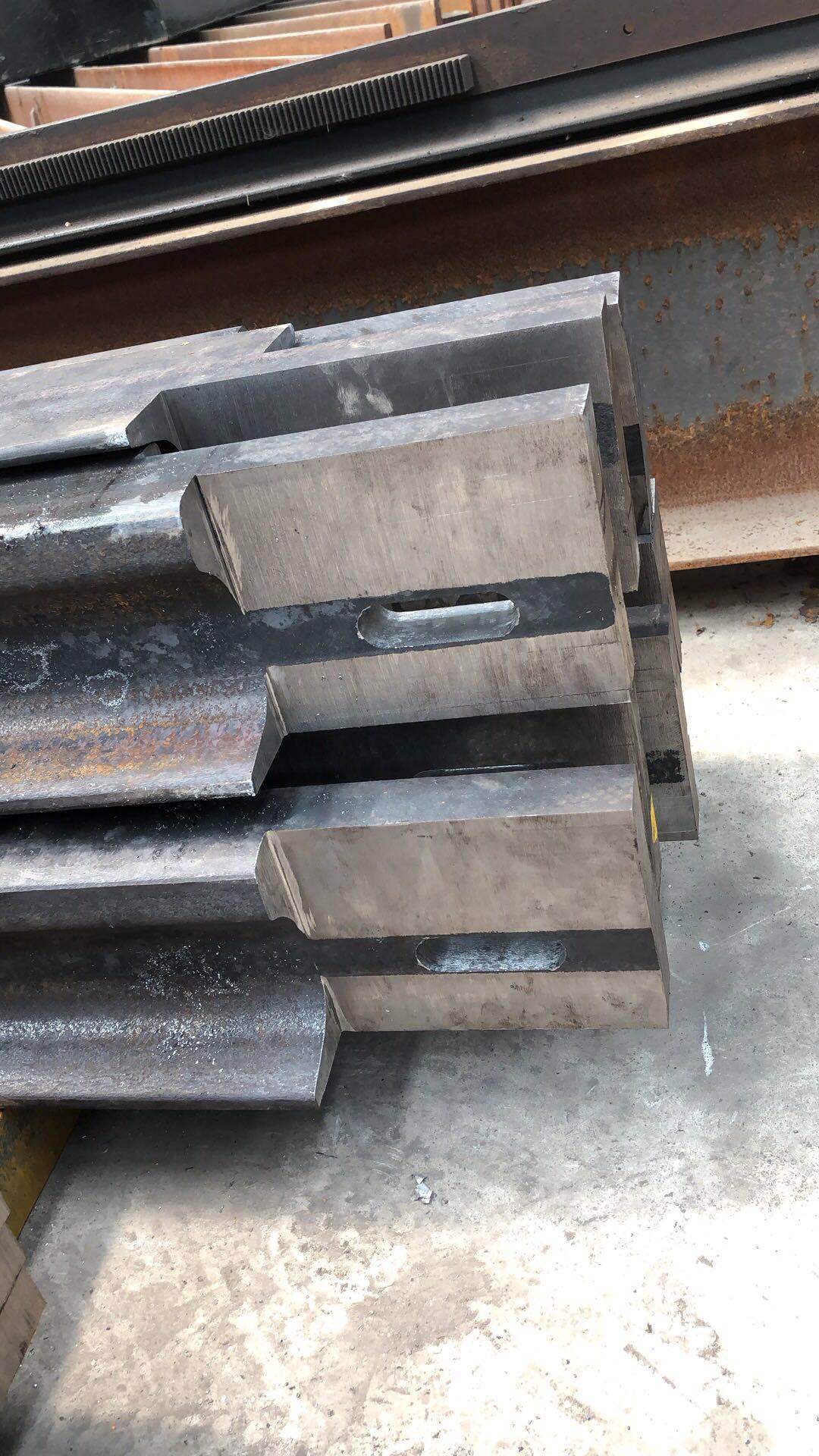 钢轨伸缩缝接头加工 伸缩缝夹板 起重轨伸缩缝接头 钢轨切割