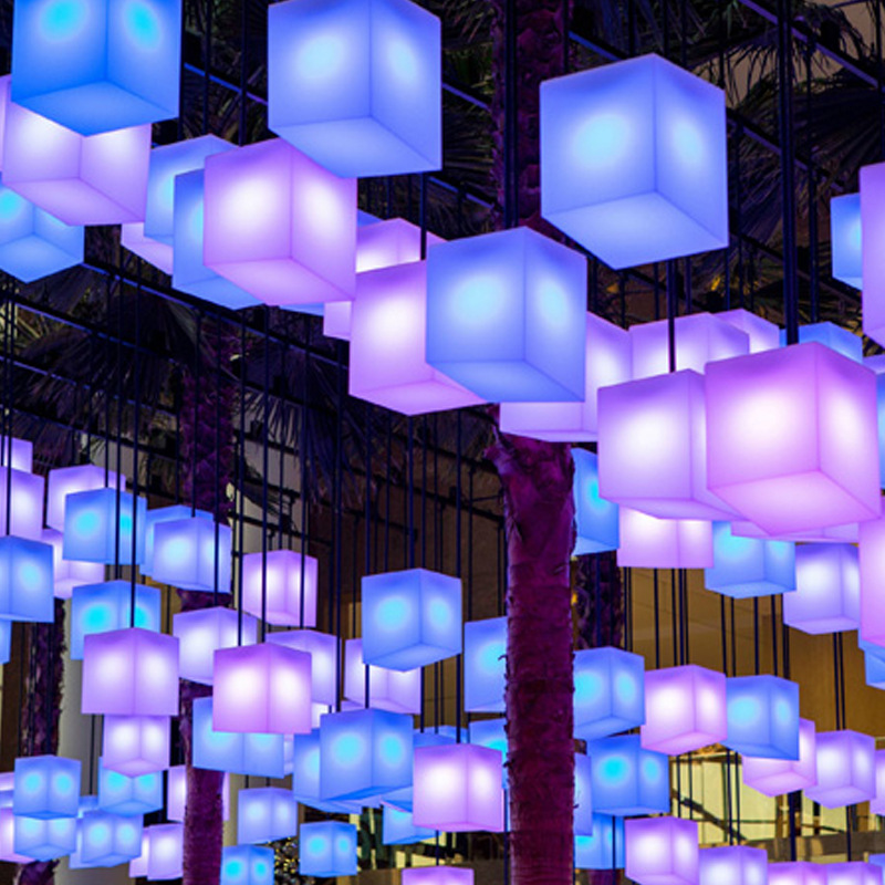 景观吊杆灯箱亚克力磨砂彩色灯箱有机玻璃发光盒子定制生产