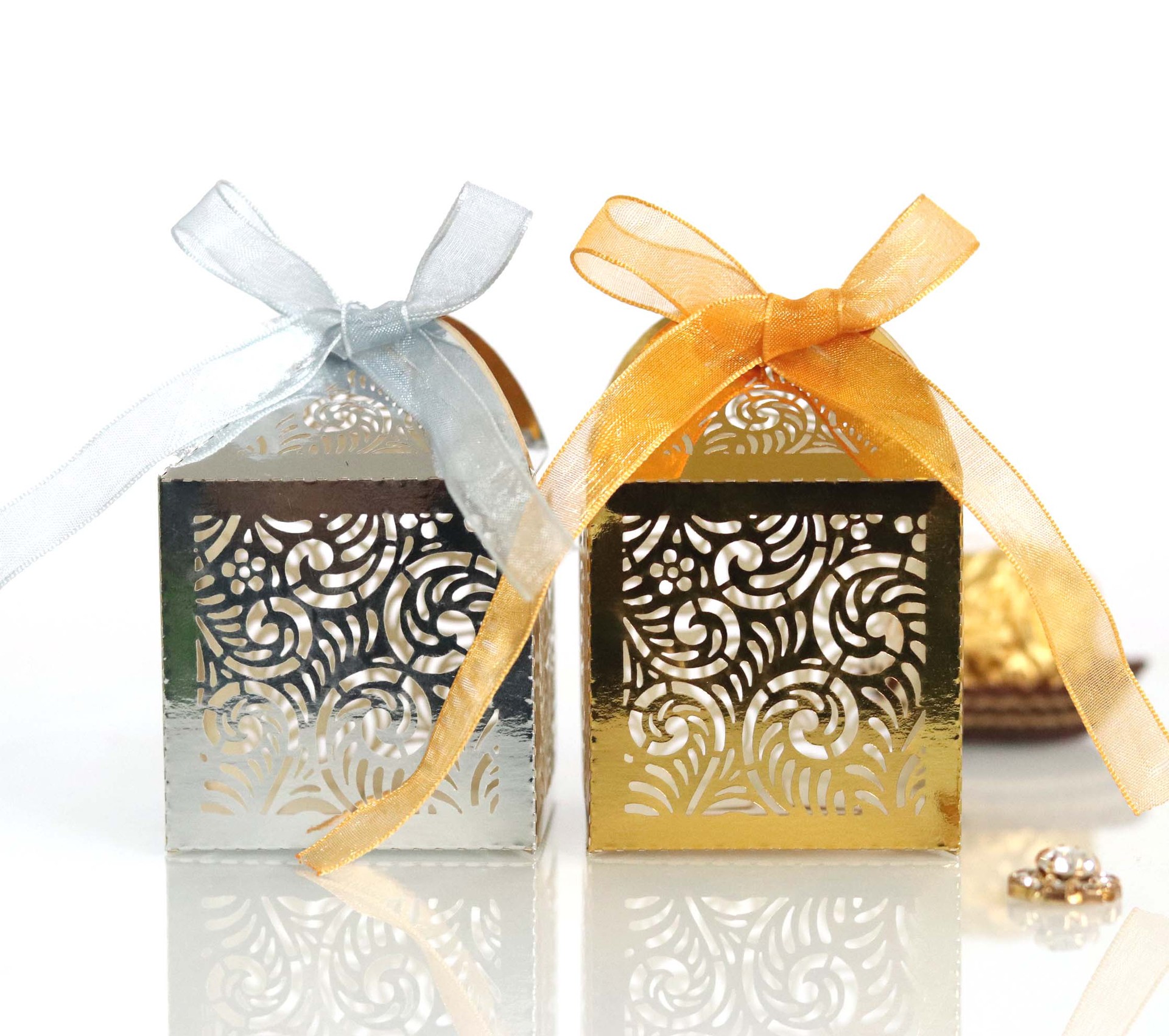 婚礼答谢礼个性礼品激光喜糖盒定制 结婚费列罗糖果包装盒套批发