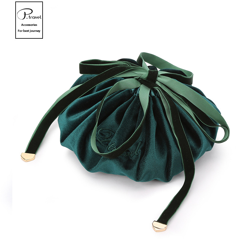 P. Travel New Velvet Lazy Cosmetic Bag Nordic Light Luxury Travel Portable Drawstring Bag Cosmetics Storage Bag
