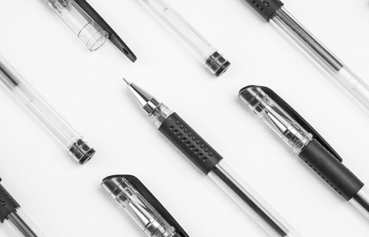 中性笔0.5mm针管头黑色水性笔办公文具签字笔可替换笔芯中性笔