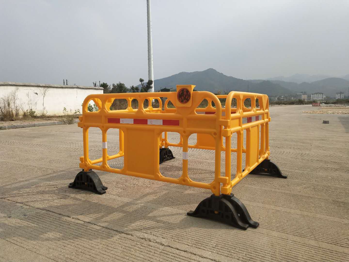安能 道路施工隔离护栏 市政水马围栏 可移动式塑料围栏工地施工