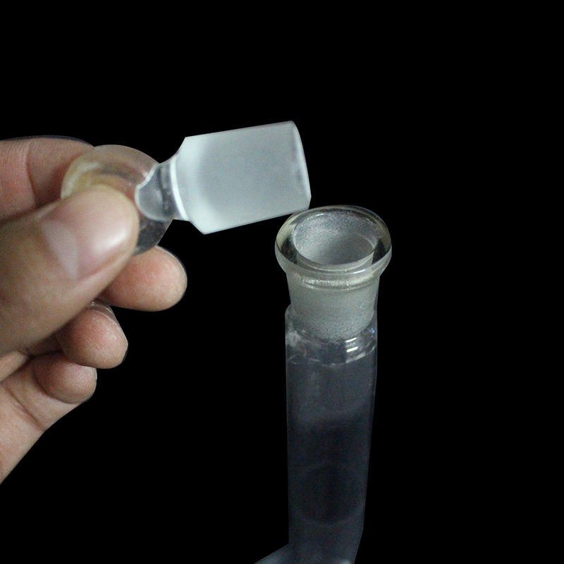 化学实验定容瓶 玻璃钢容量瓶 具塞磨口容量瓶 棕色容量瓶100ml