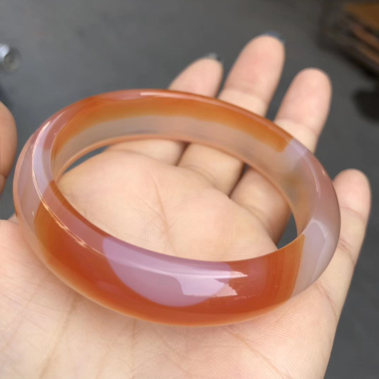 冰种玛瑙玉髓手镯红白相间女款玉石工艺玉手饰礼品