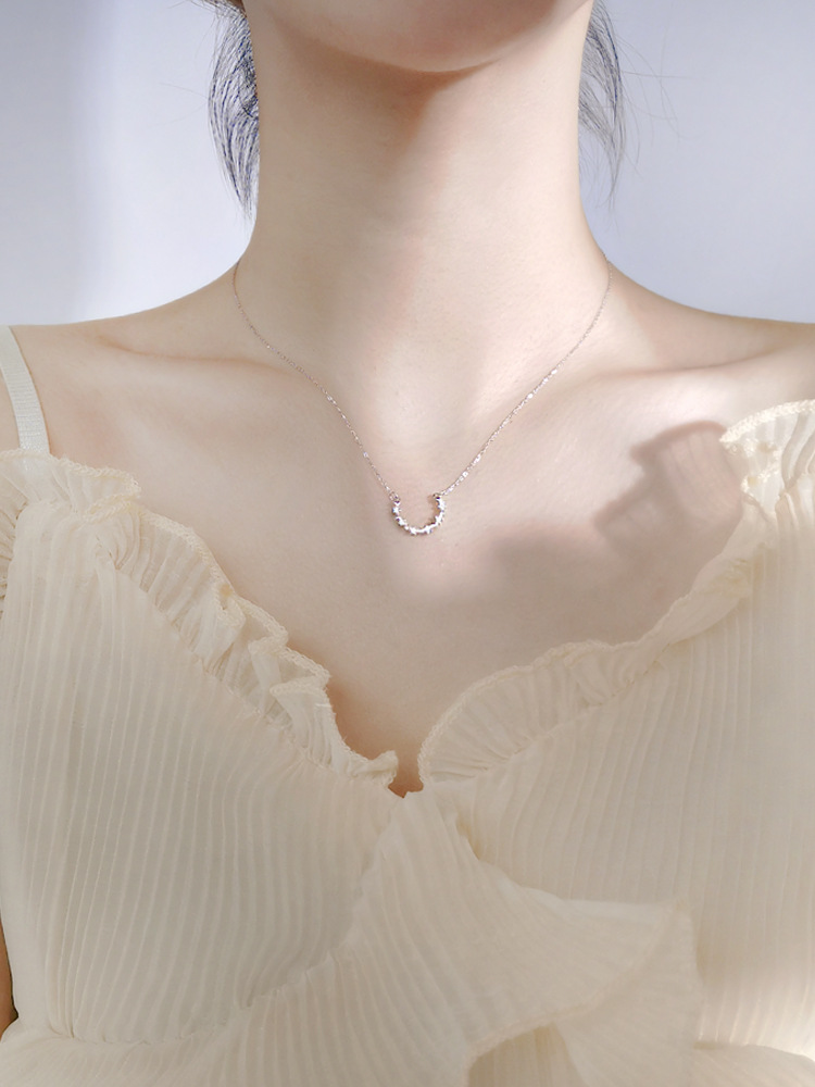 闪钻精致轻奢星星马蹄半圆简约圆圈s925纯银项链锁骨链女