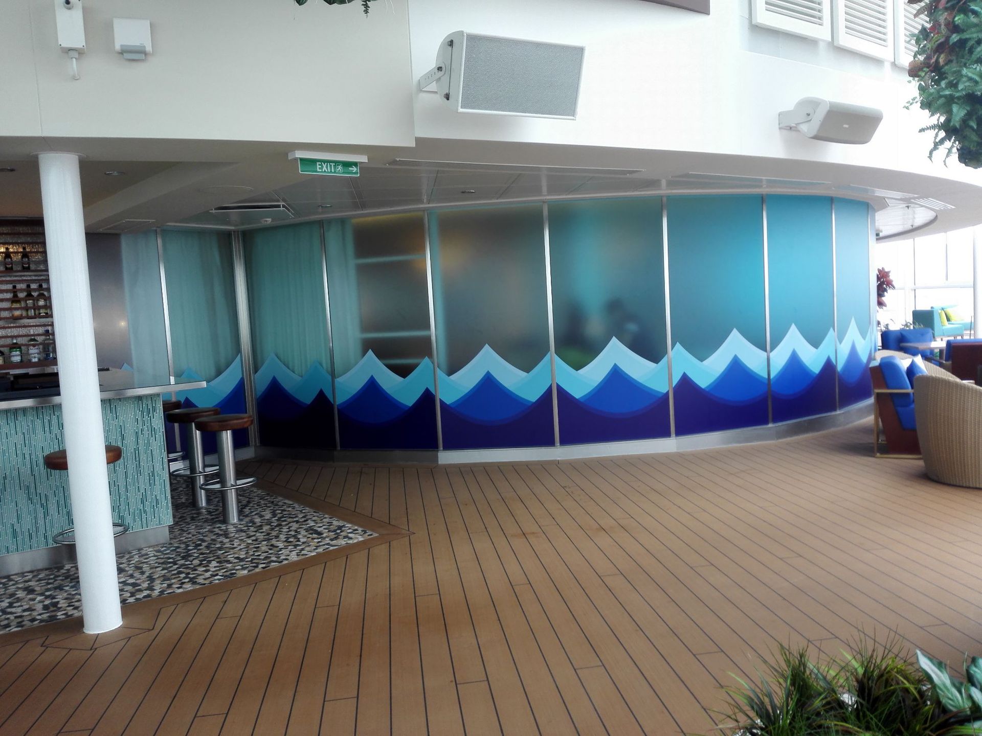 上海工厂uv超透彩白彩橱窗贴透明贴静电膜磨砂贴广告喷绘定制