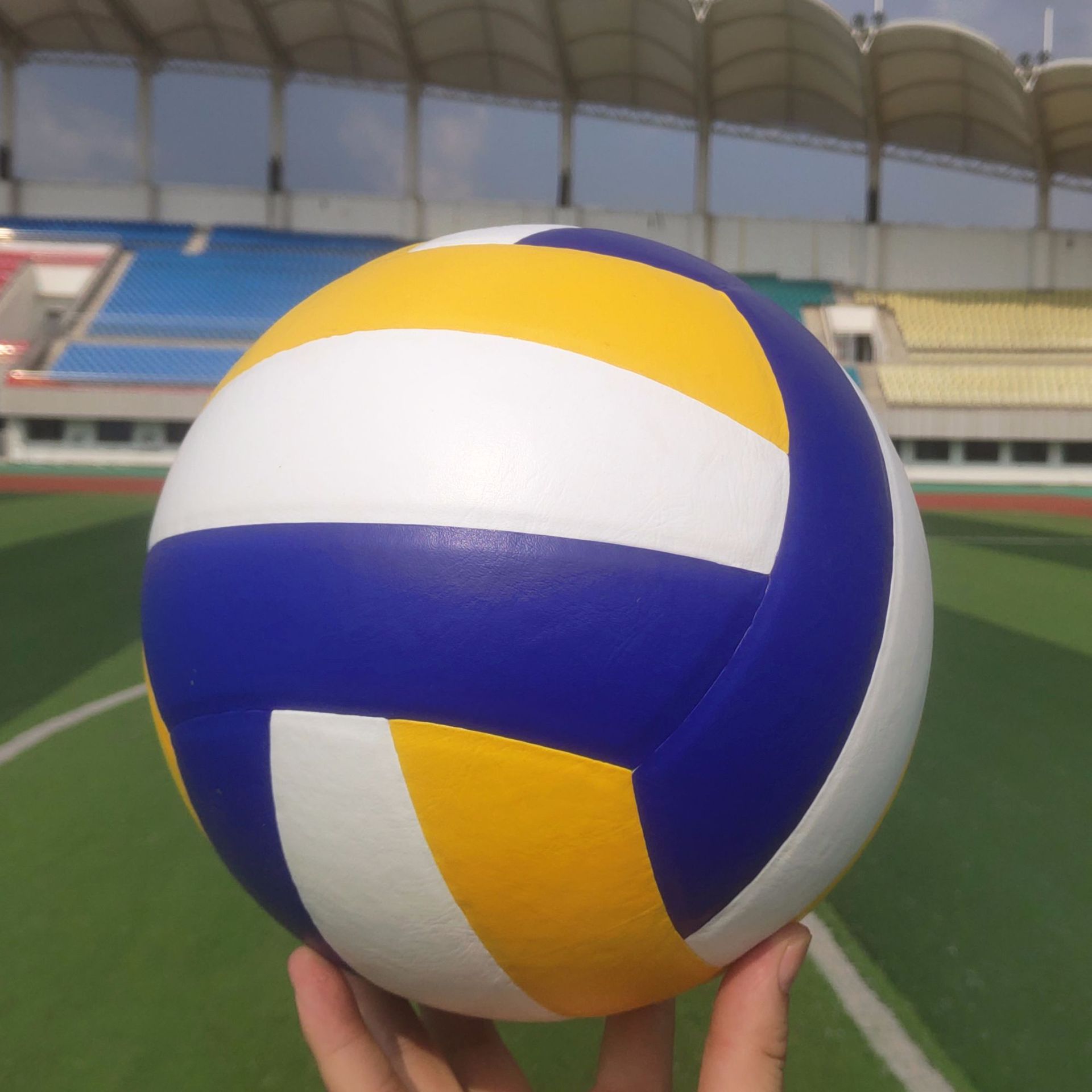 厂家批发  中考软式排球 5号沙滩水上排球 学生成人 pvc排球