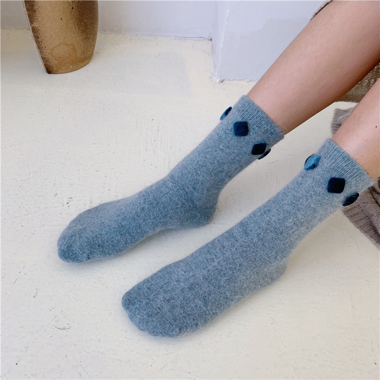 丝绒复古兔羊毛袜子女秋冬加厚保暖纯色日系中筒袜韩国堆堆袜