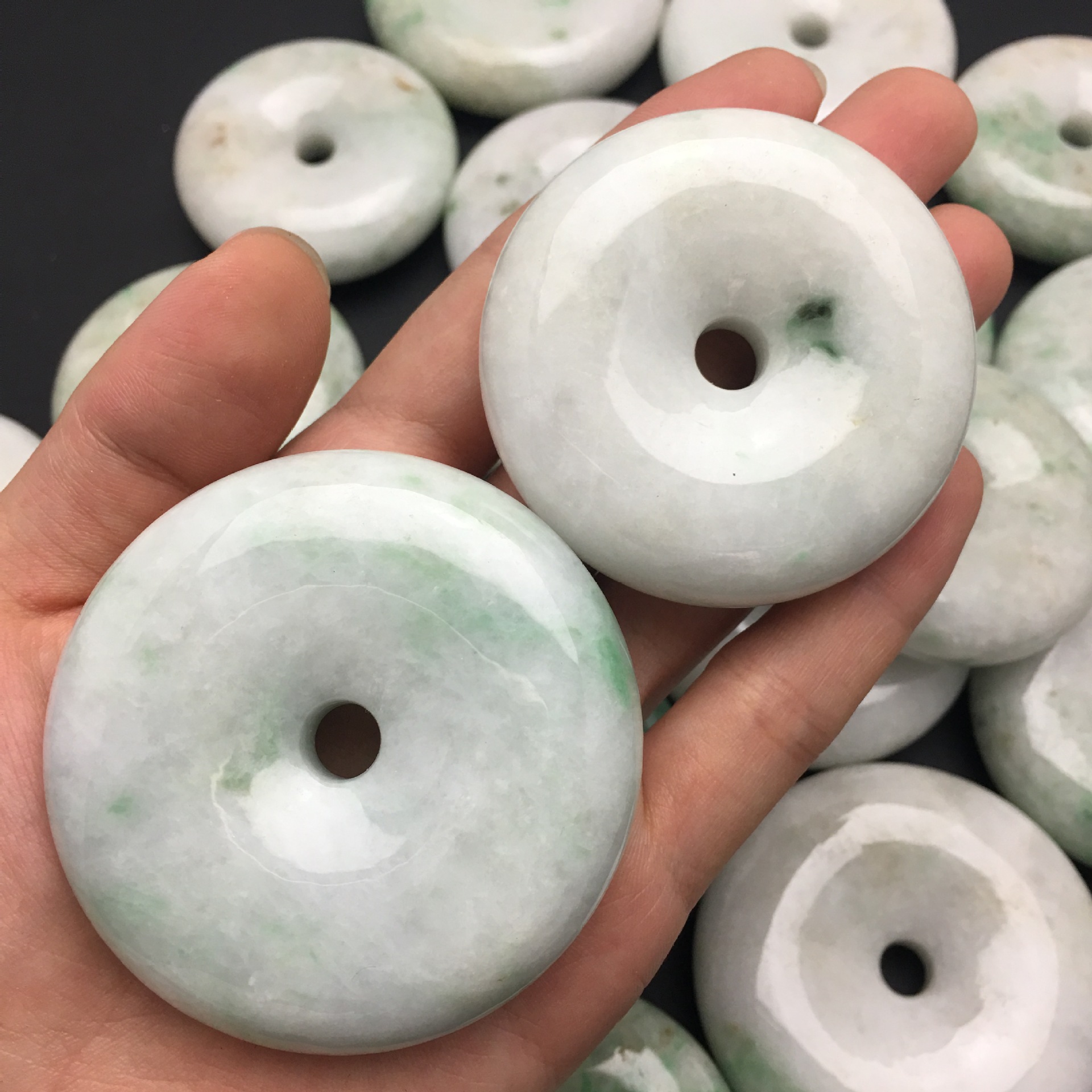 玉扣 豆种料子玉坠缅甸翡翠a货玉石挂件饰品配件玉坠地摊货批发