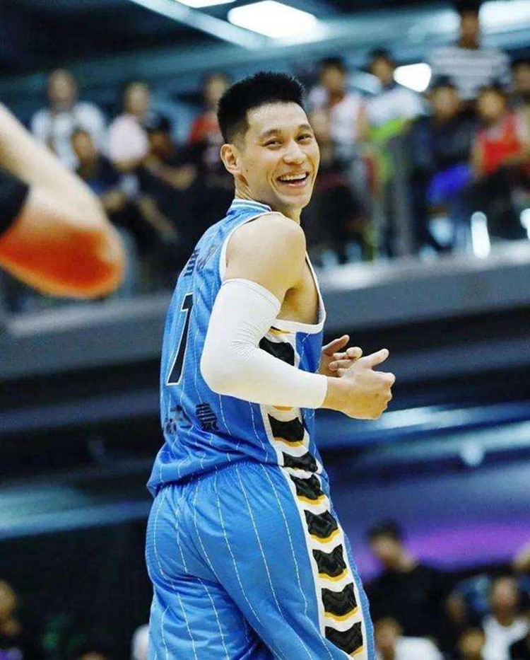 篮球球星北京队7号林书豪运动可调手环 硅胶腕带球迷饰品首钢可调