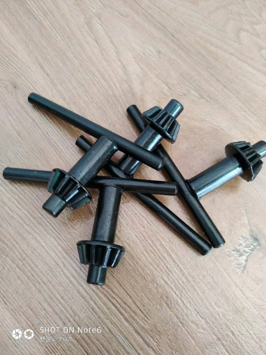 批发供应手电钻夹头钥匙扳手 手电钻钥匙 黑色 加硬 高强度钻钥匙