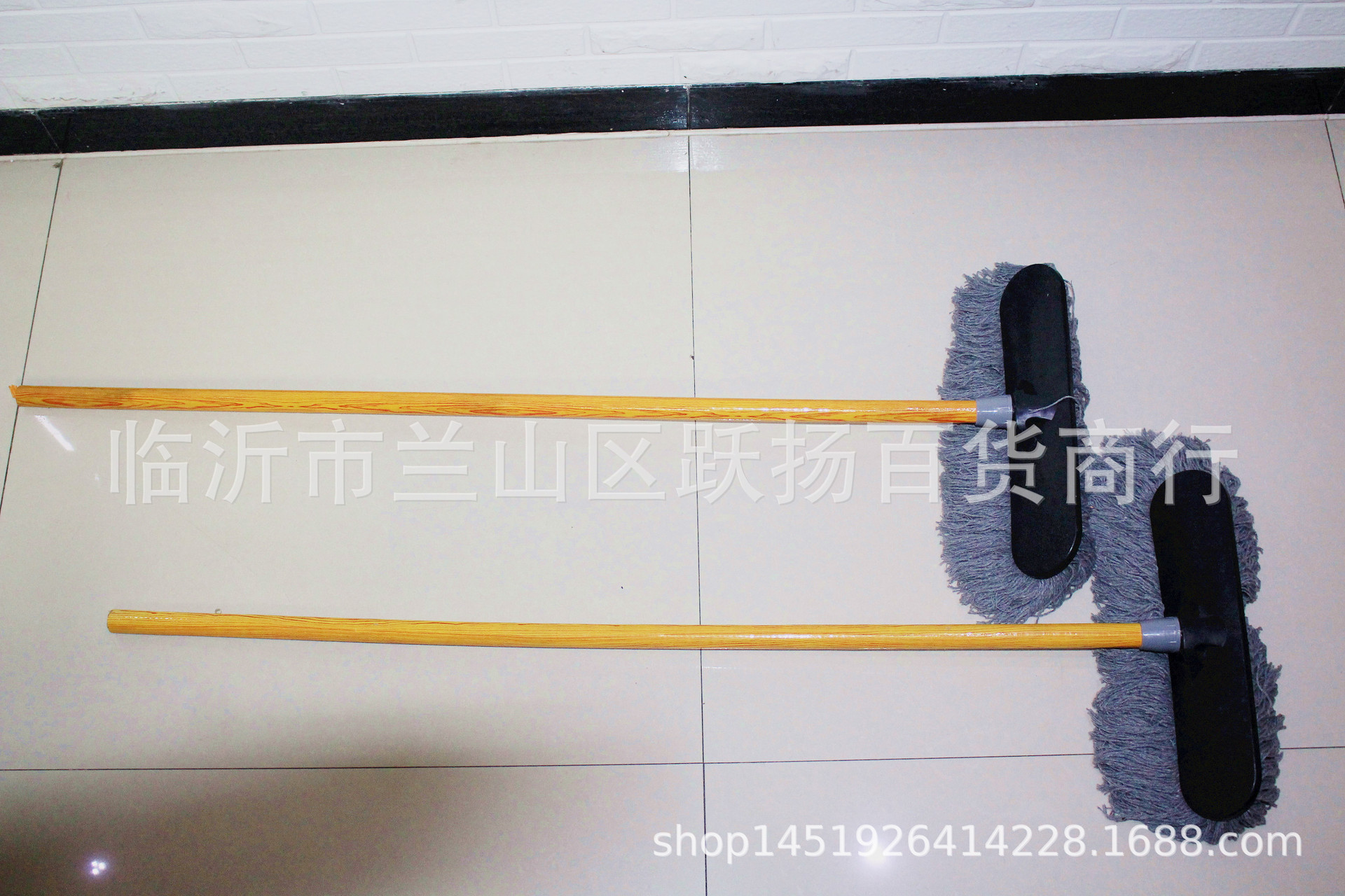 批发供应家用拖把 木杆棉线拖把 五元六元日用百货地摊货源批发