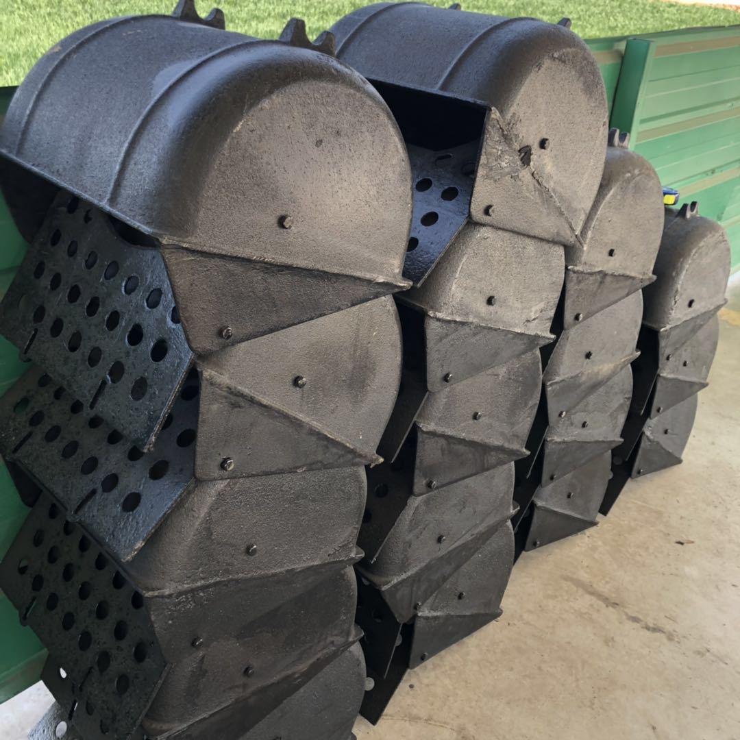 厂家供应球墨铸铁 猪料槽350×360 带挡板 母猪食槽 下料槽