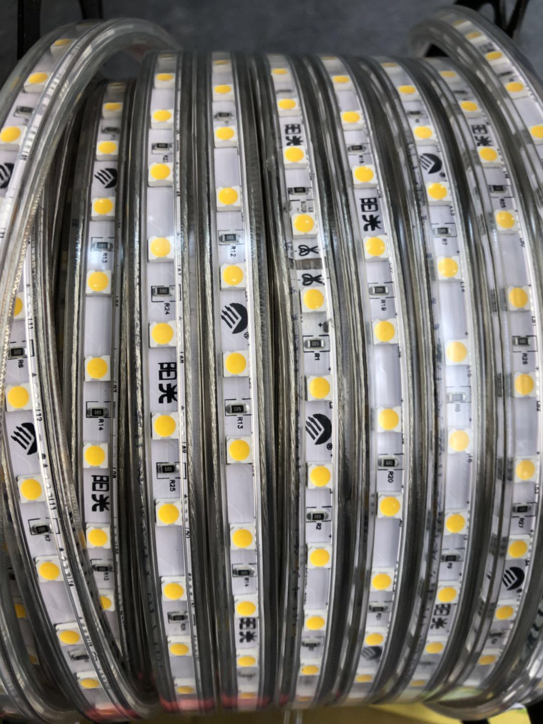 阳光照明 5050led灯带贴片 led灯条 5050灯带 吊顶灯带客厅光带