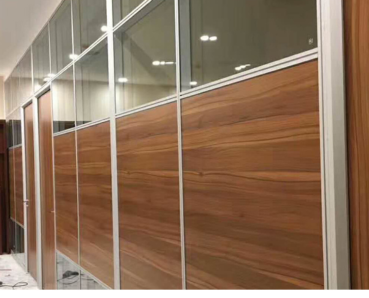 木饰面板隔断 木隔断 办公室隔断 活动隔断 隔断 定制办公隔断