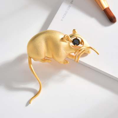 热销韩版12生肖珍珠精美胸针小老鼠胸花时尚可爱吉祥如意礼物配饰