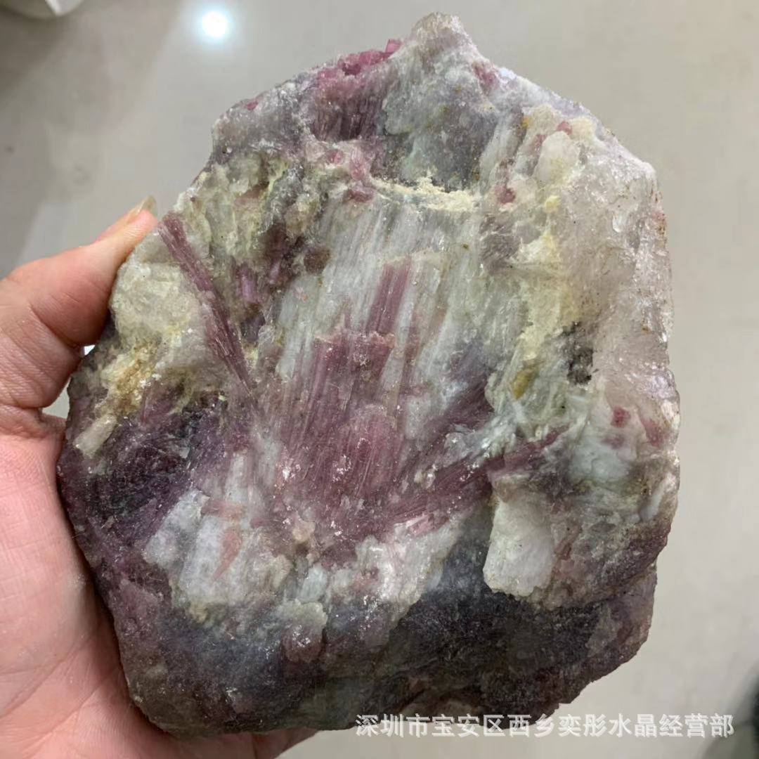 碧玺_阿富汗碧玺和巴西碧玺_巴西碧玺和阿富汗碧玺的区别