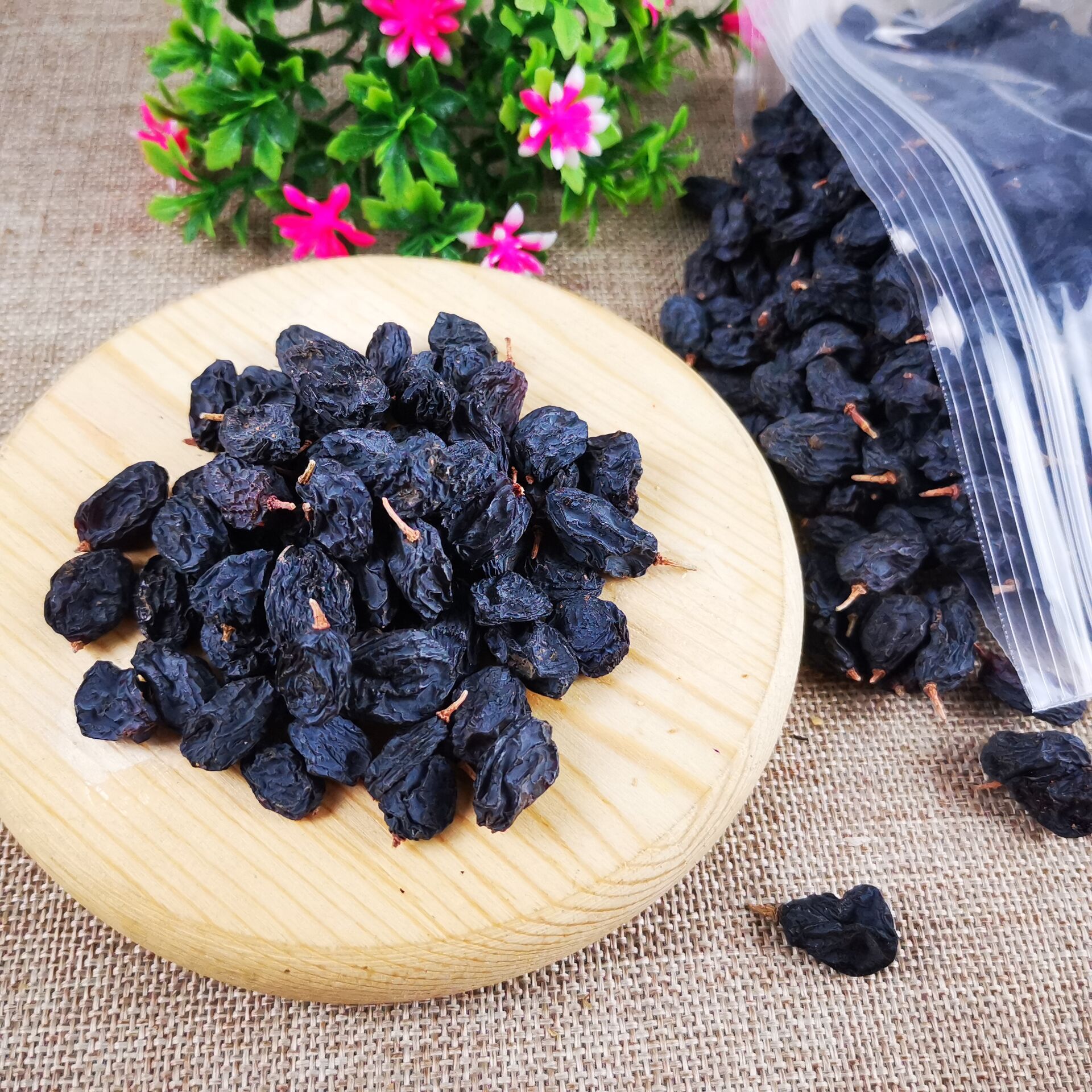 黑加仑葡萄干新疆无籽葡萄干黑提子今年新货500g健康零食黑葡萄干