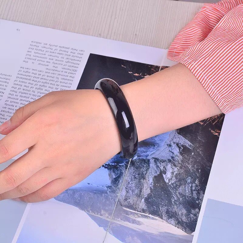 厂家批发纯天然巴西黑玉髓 中宽加厚玛瑙 黑曜石玉石手镯