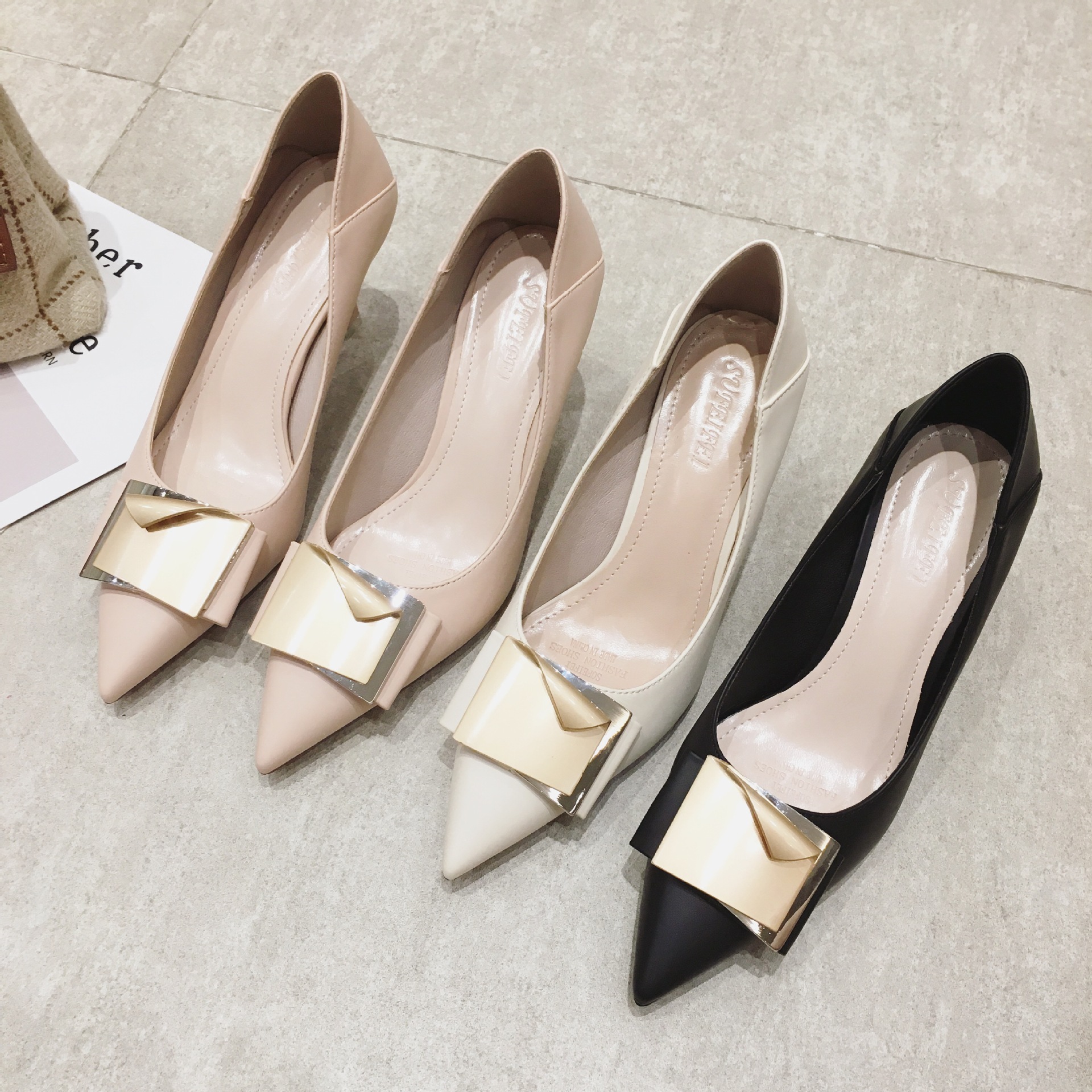 901-37尖头浅口少女高跟鞋细跟2019秋冬季工作女单鞋橡胶底防滑