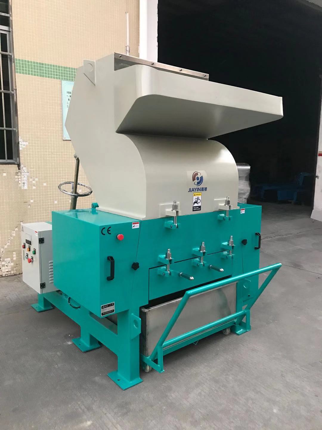 厂家直销800型粉碎机 pvc板材破碎机 塑料边角料碎料机