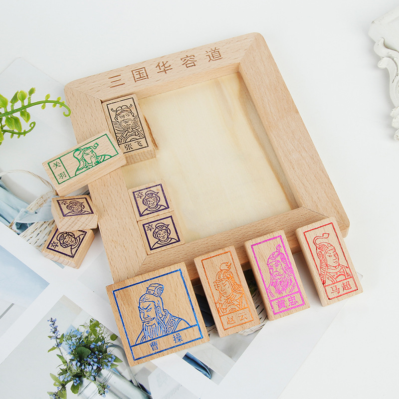 厂家定制贴牌 三国华容道古典智力通关游戏儿童成人解题木制玩具