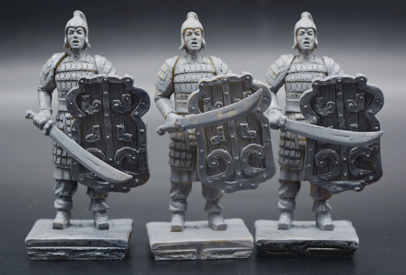 30比金属三国金属模型刘备关羽张飞赵云盾牌兵组合场景公仔手办