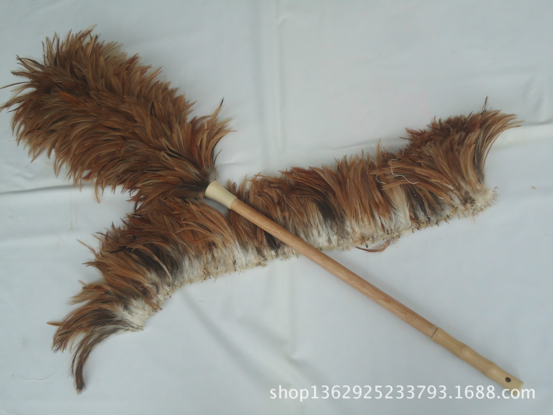 纯手工穿线长杆鸡毛掸子