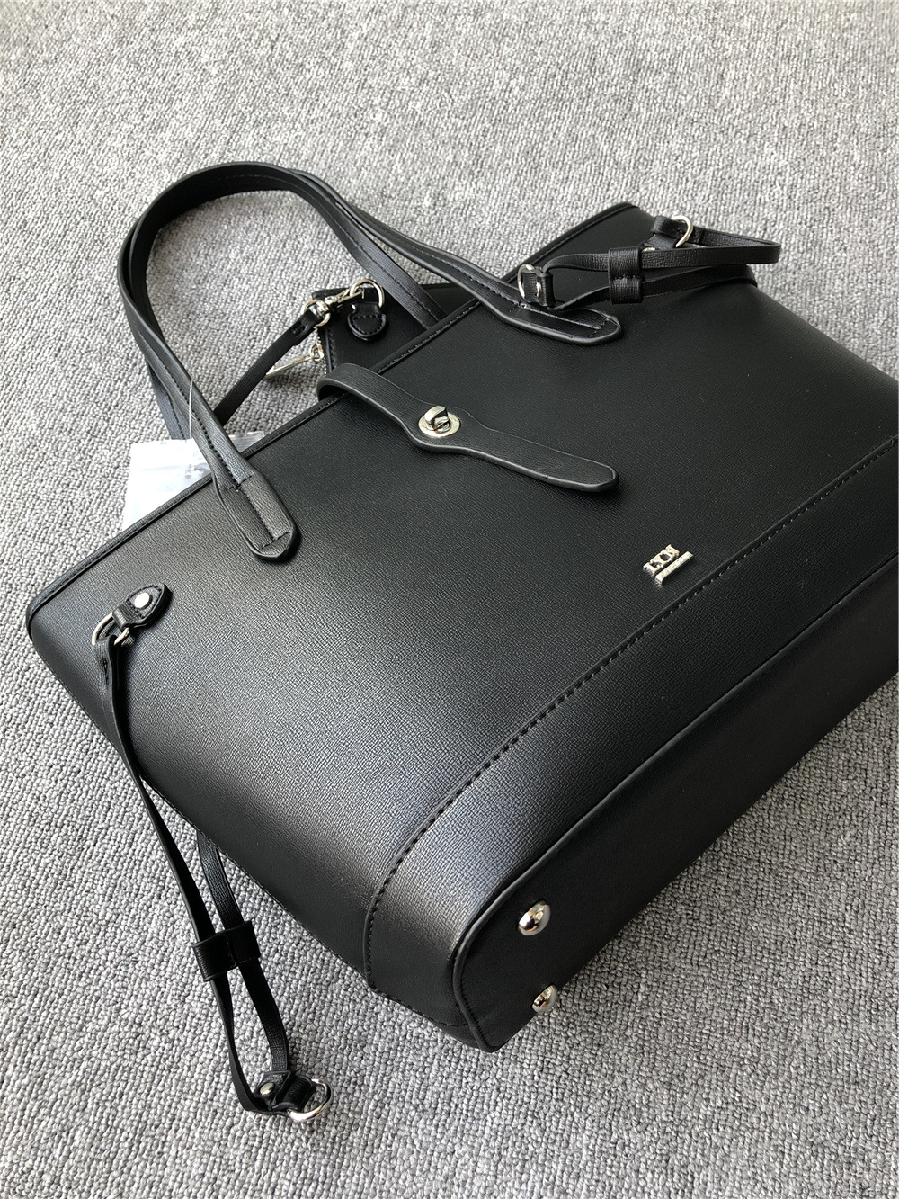 lyn 新款子母休闲包