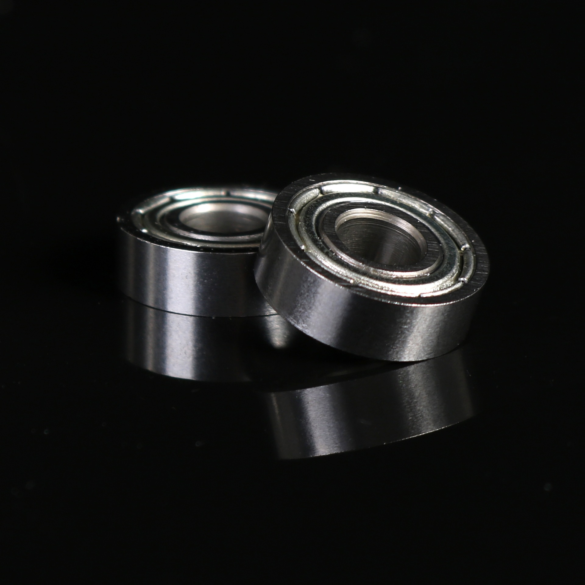 厂家直销 低噪音滑轮轴承 小摆动防尘微型轴承 新强695zz现货