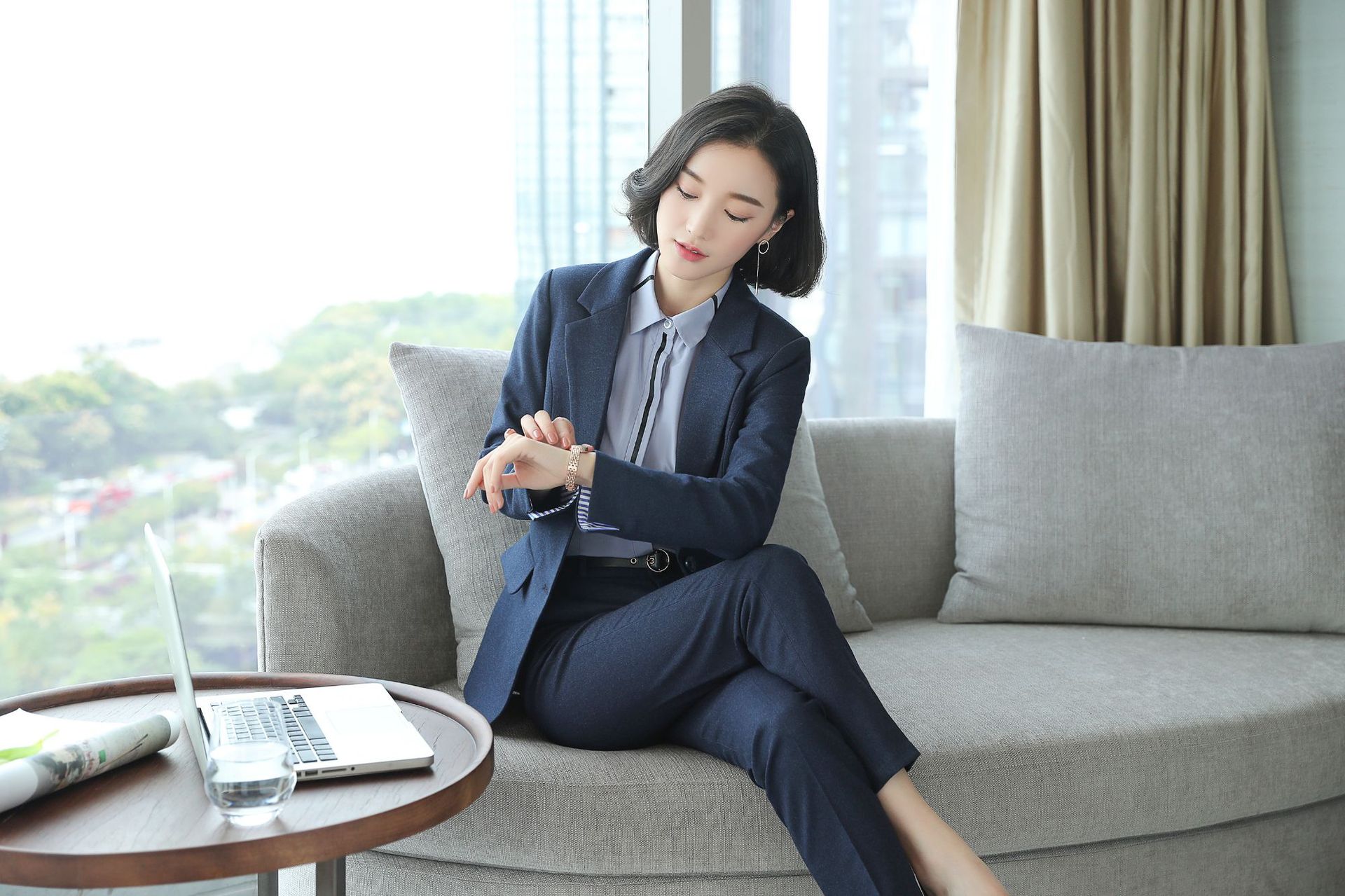 职场风小西装套装女2019新款毛杆面料职业套装女ol气质正装工作服