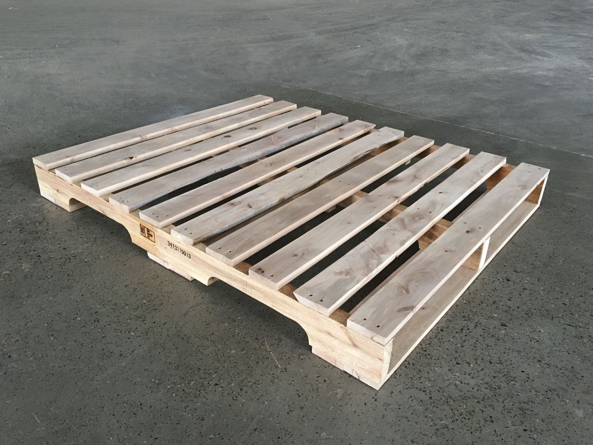 厂家供应黄山出口木托盘 横梁式货架杂木托盘 四面进叉硬杂木托盘