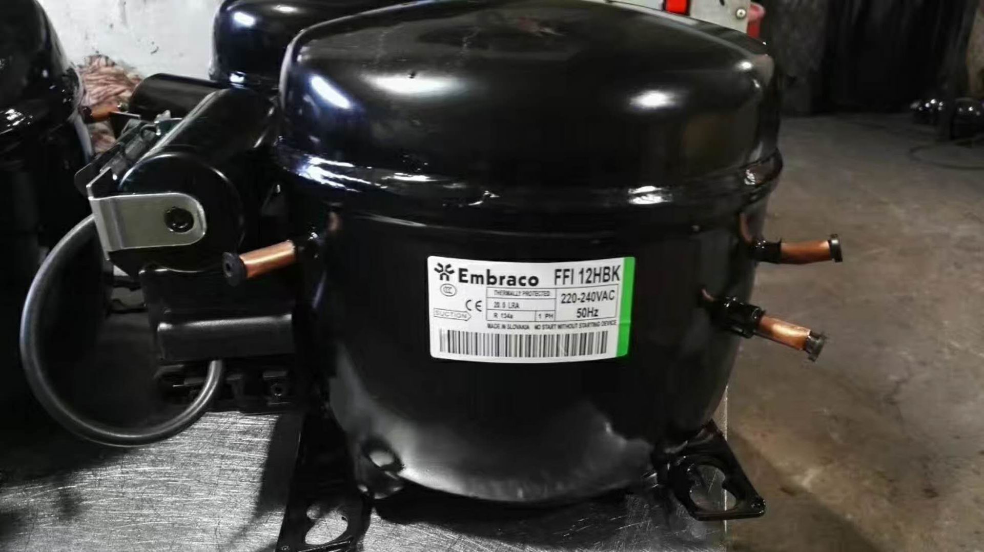 厂家直销恩布拉科embraco制冷压缩机 r134a(翻新机)