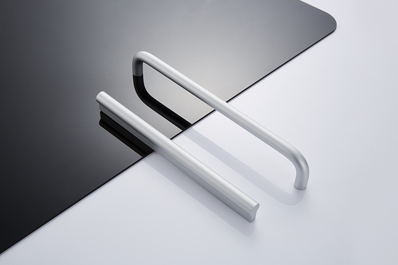 厂家供应 铝合金拉手 加长一字型拉手 家具拉手 欧卡丽2064