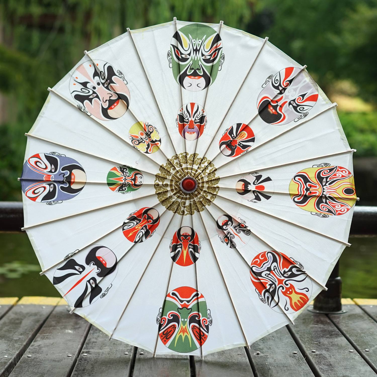 京剧脸谱油纸伞川剧绸布伞中国风花纸伞餐厅酒店装饰伞吊顶展会