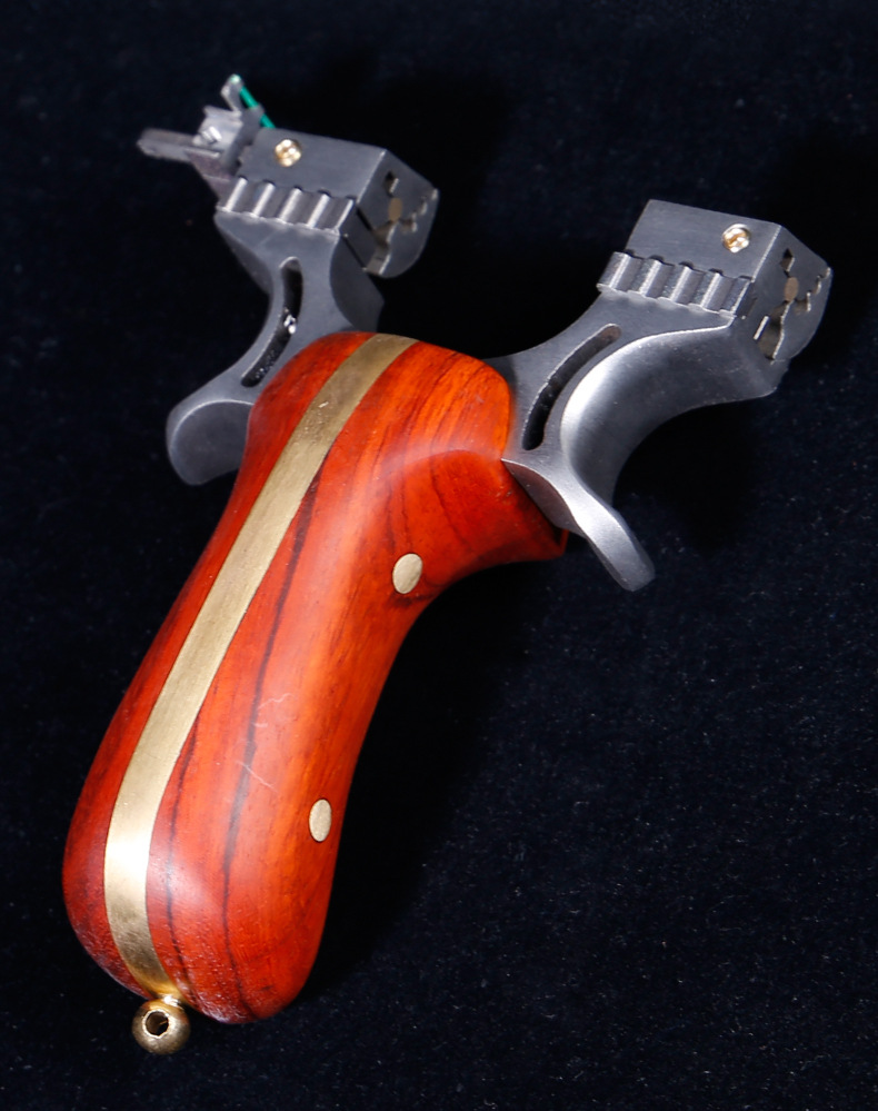 新款战龙狼牙弹弓扁皮龙蛇精准不锈钢龙舌98k大象户外滑动轴弹弓