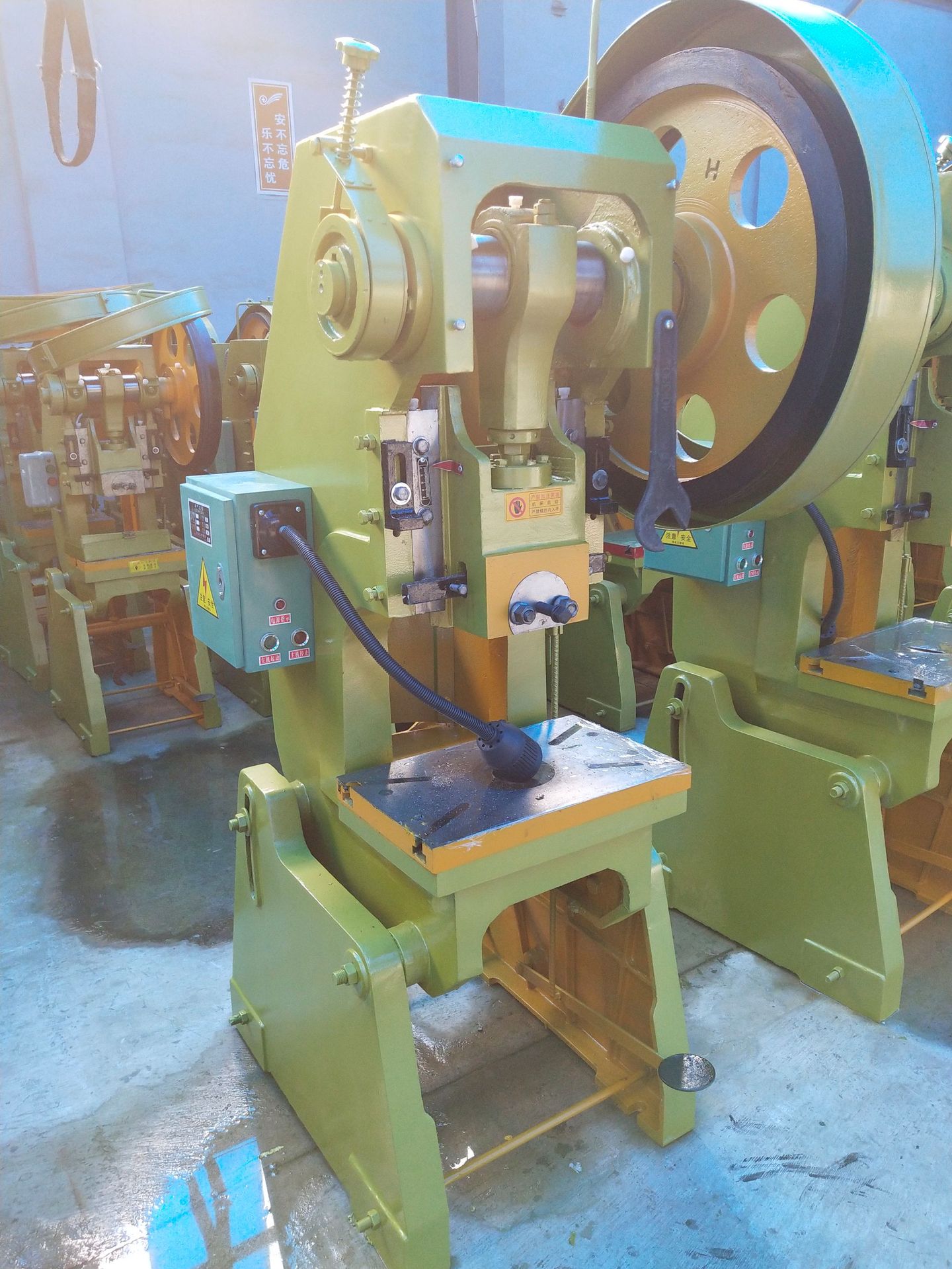 山东淄博顺通供应lb23-16吨小型铝合金冲孔冲床 产地货源厂家直销