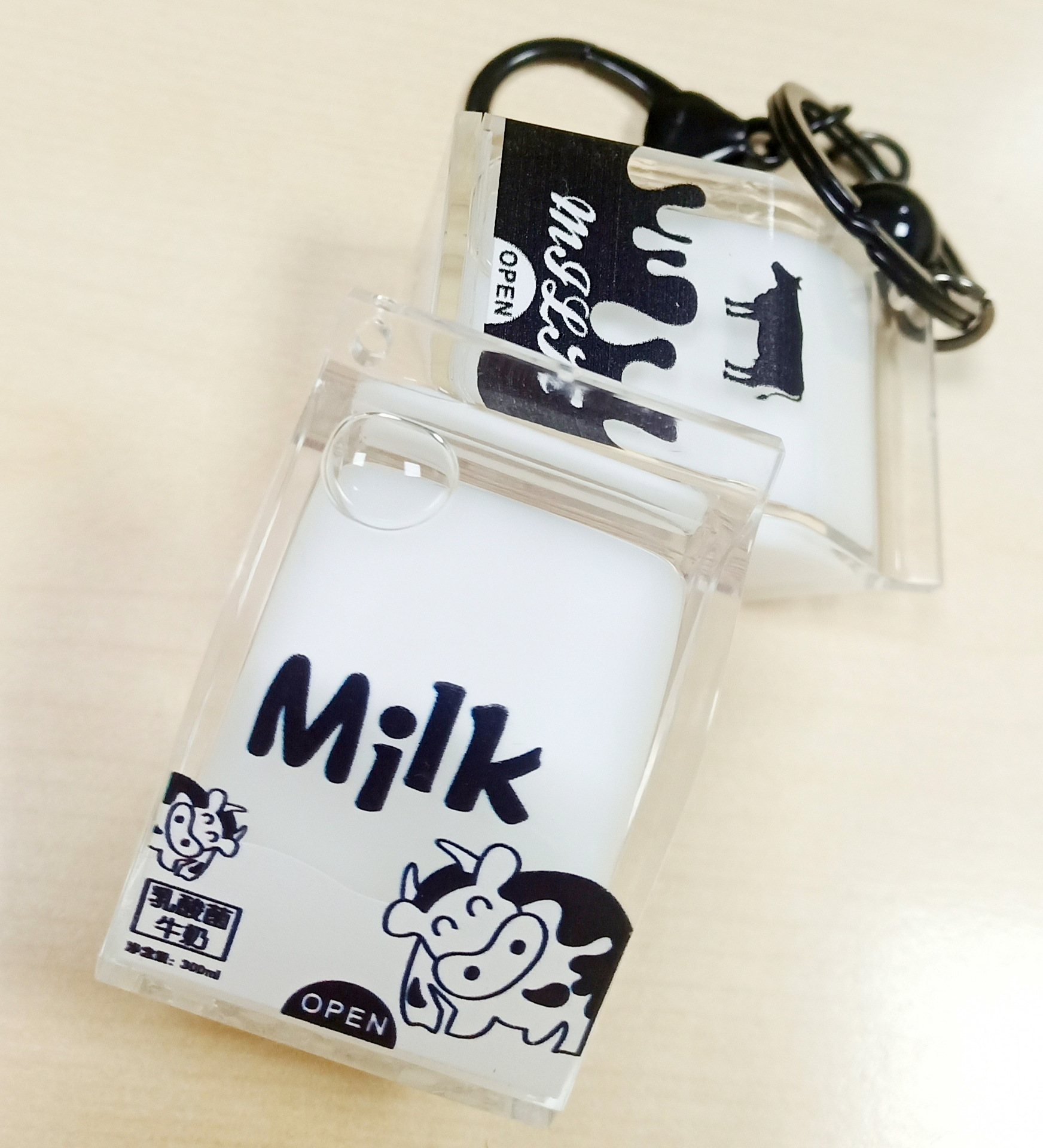 创意注油晃动牛奶盒装钥匙扣环链包包手机饰品装饰女孩礼品礼物