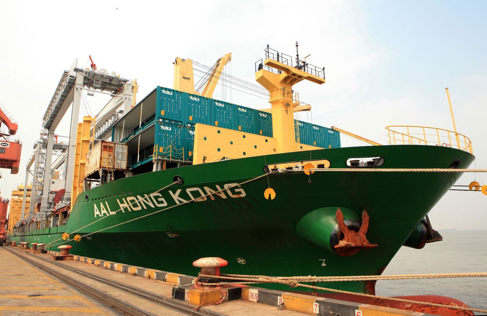 常熟南京天津鲅鱼圈到guayaquil瓜亚基尔港散装滚装大件货物海运