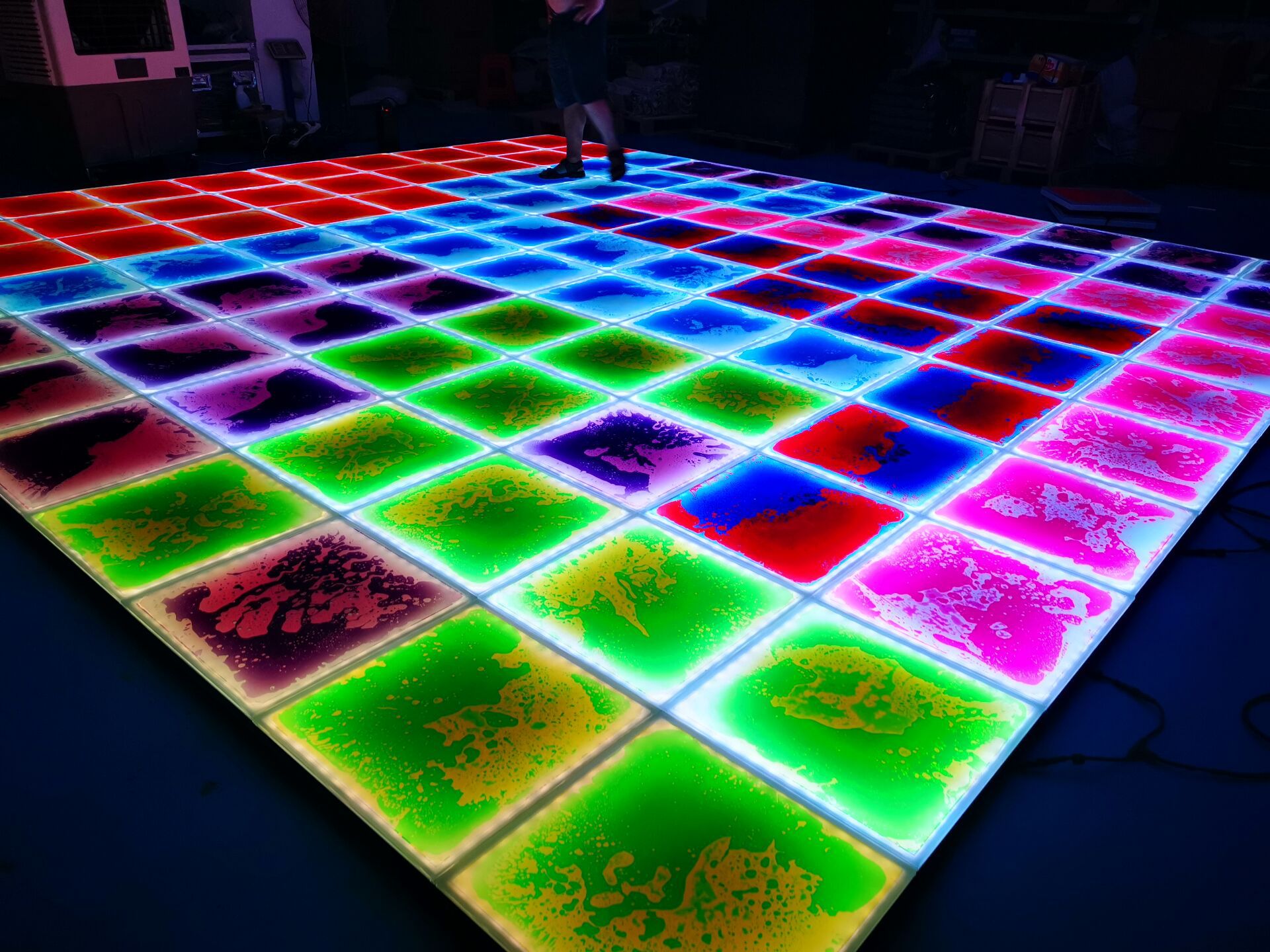 液体地砖led发光地砖灯舞台灯光酒吧ktv餐厅咖啡厅娱乐地板促销