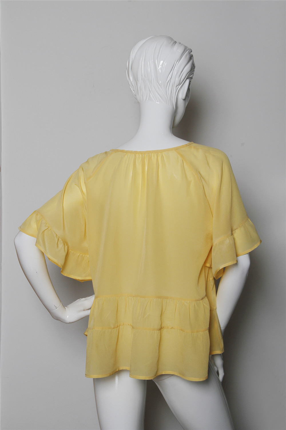 性感真丝双绉高档大码女装喇叭五分袖夏2019新款显瘦百褶宽松上衣