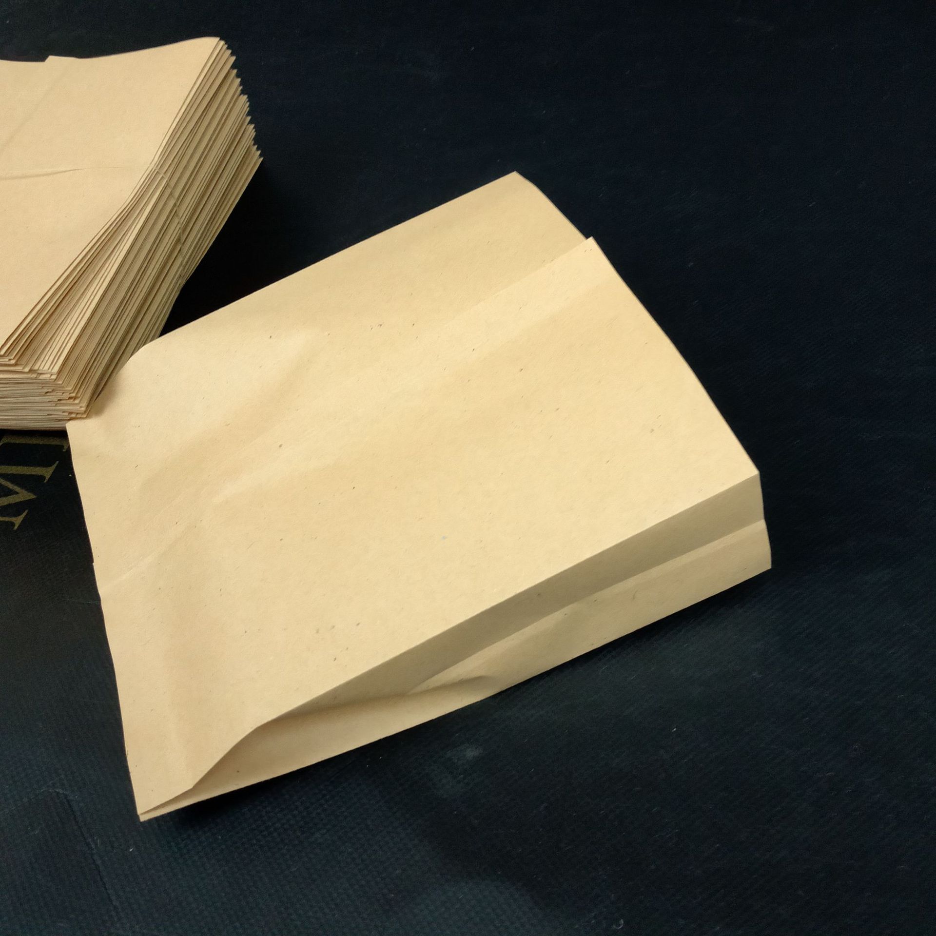 定做空白牛皮纸袋鸡蛋仔纸袋烤串排骨防油纸袋鸡排纸袋鸡锁骨袋