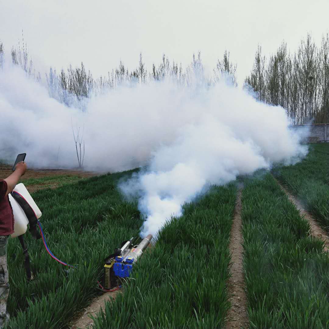 机汽油喷   特点:      *双化油器 双档位-----功率更大,雾化效果更好