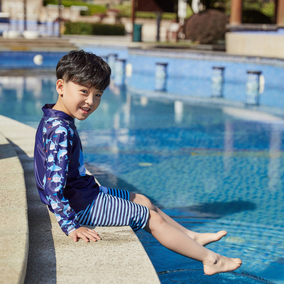 新款男宝宝泡温泉男童泳装帅气可爱运动 儿童分体游泳衣