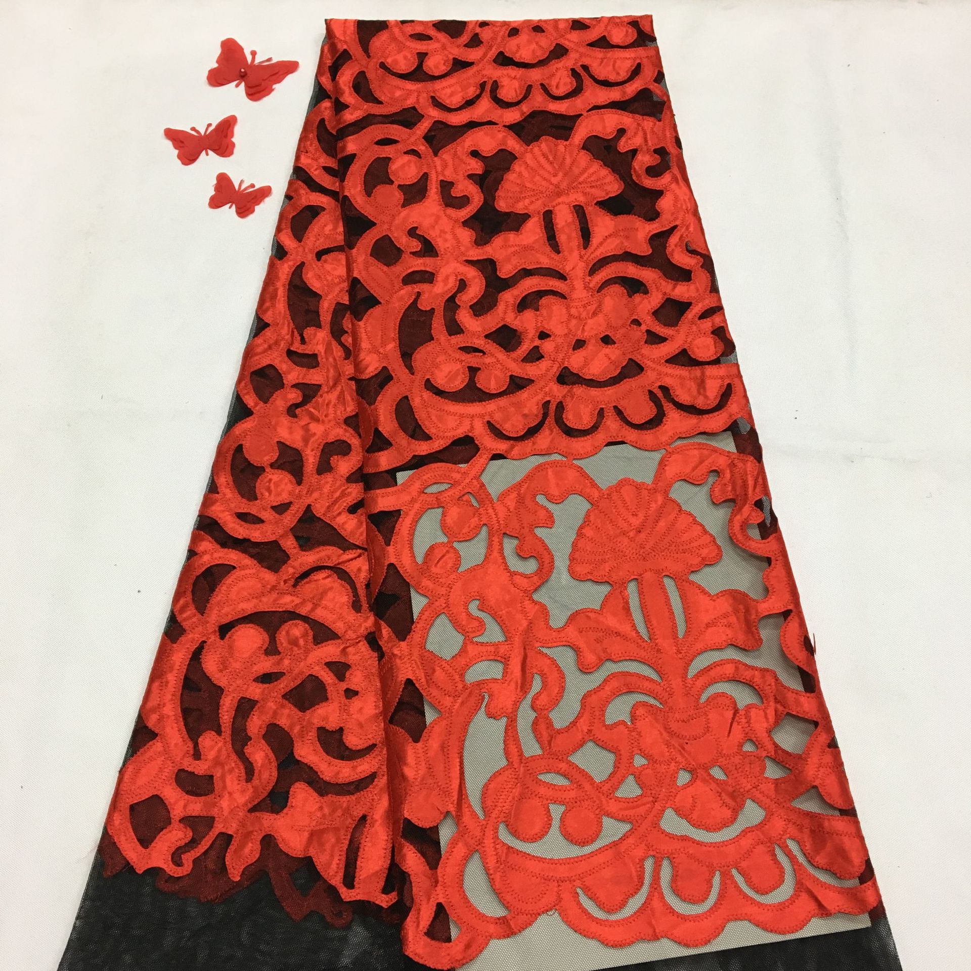 经典哑光色丁激光非洲款花朵贴布绣婚纱礼服服装绣花面料限量优惠