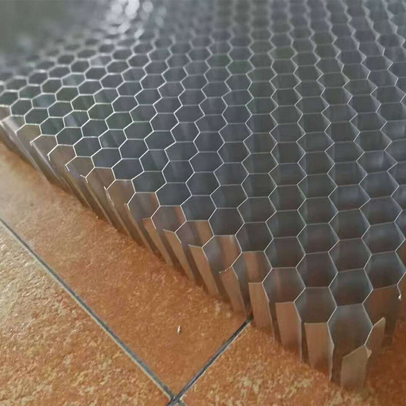 佛上厂家定制 弧形不锈钢304蜂窝板 天花墙面隔断 隔音防火隔断板